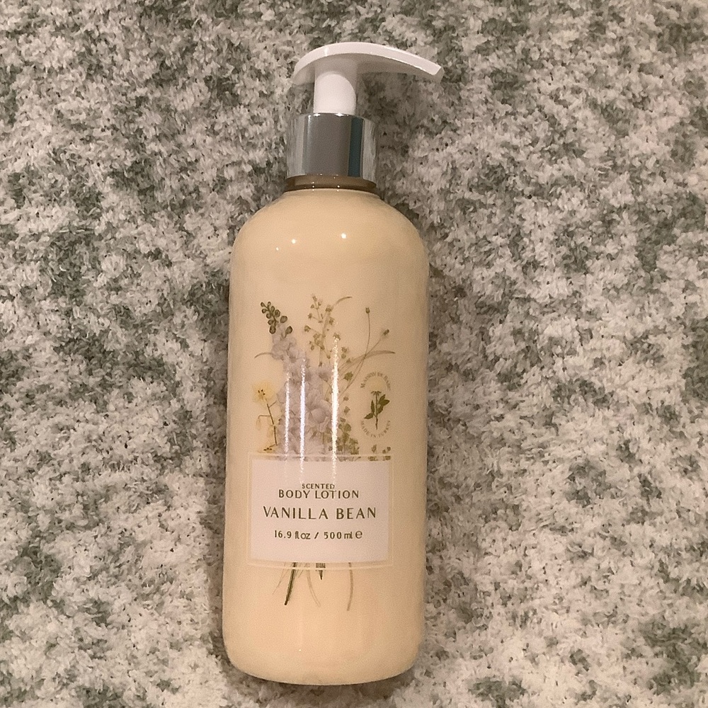 Vanilla Bean Scented Body Lotion by Maison de Base NWT 16.9 oz